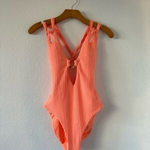 BECCA Line in The Sand Lainey Textured Rib Plunge One Piece swimsuit Nectar